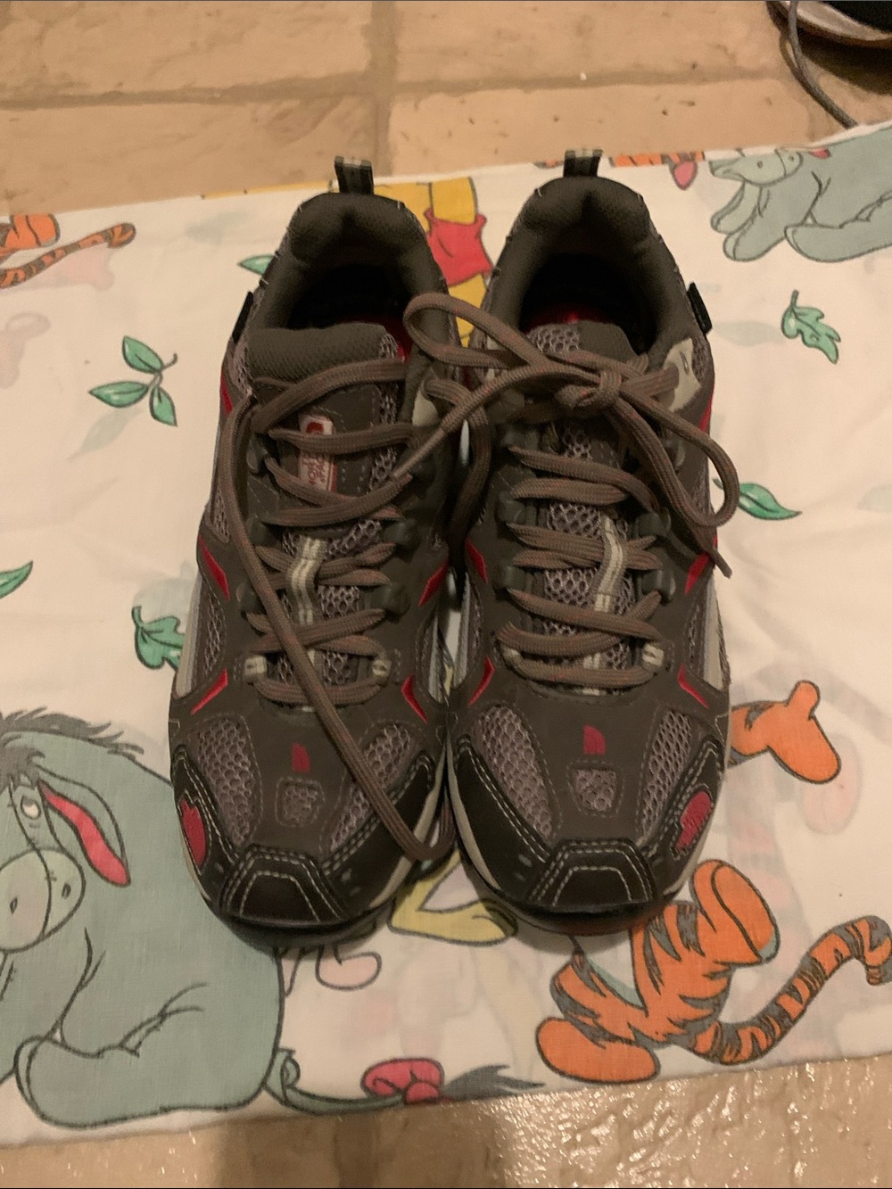 Men's Gray and Red Athletic Sneakers
